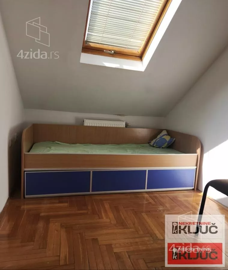 Četvoroiposoban stan | 4zida