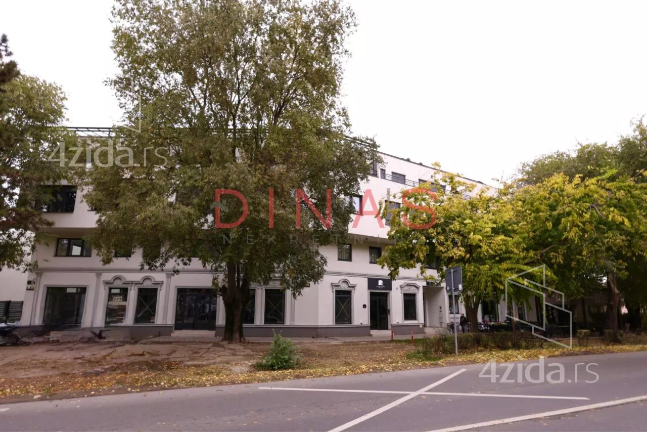 Poslovni prostor | 4zida