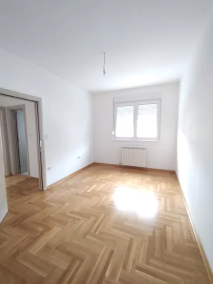 Cara Dušana | 4zida.rs