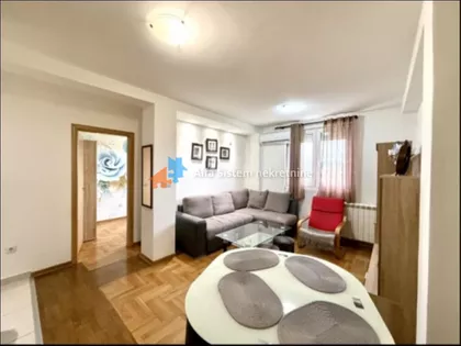 Braće Jerković | 4zida.rs