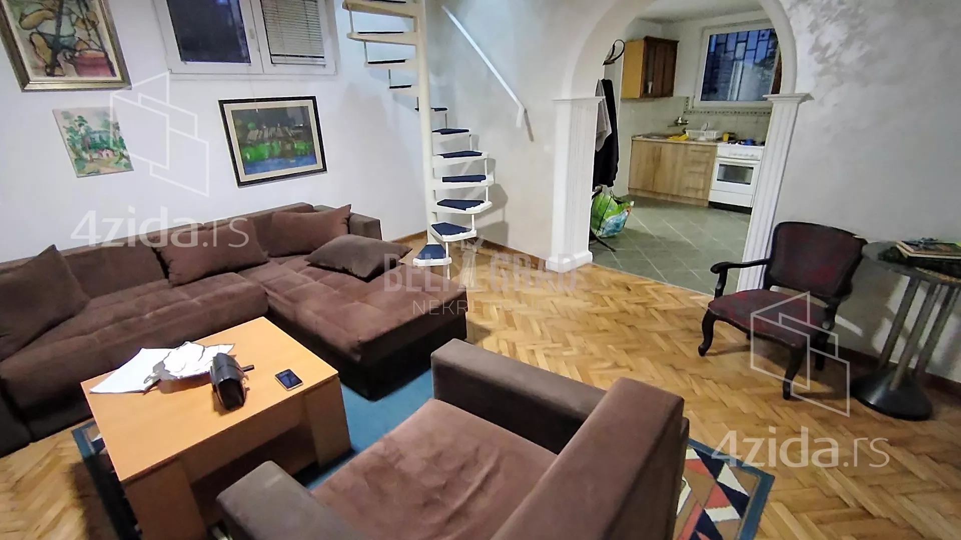 Dvoiposoban stan | 4zida