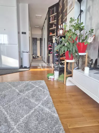 Pavla Popovića | 4zida.rs