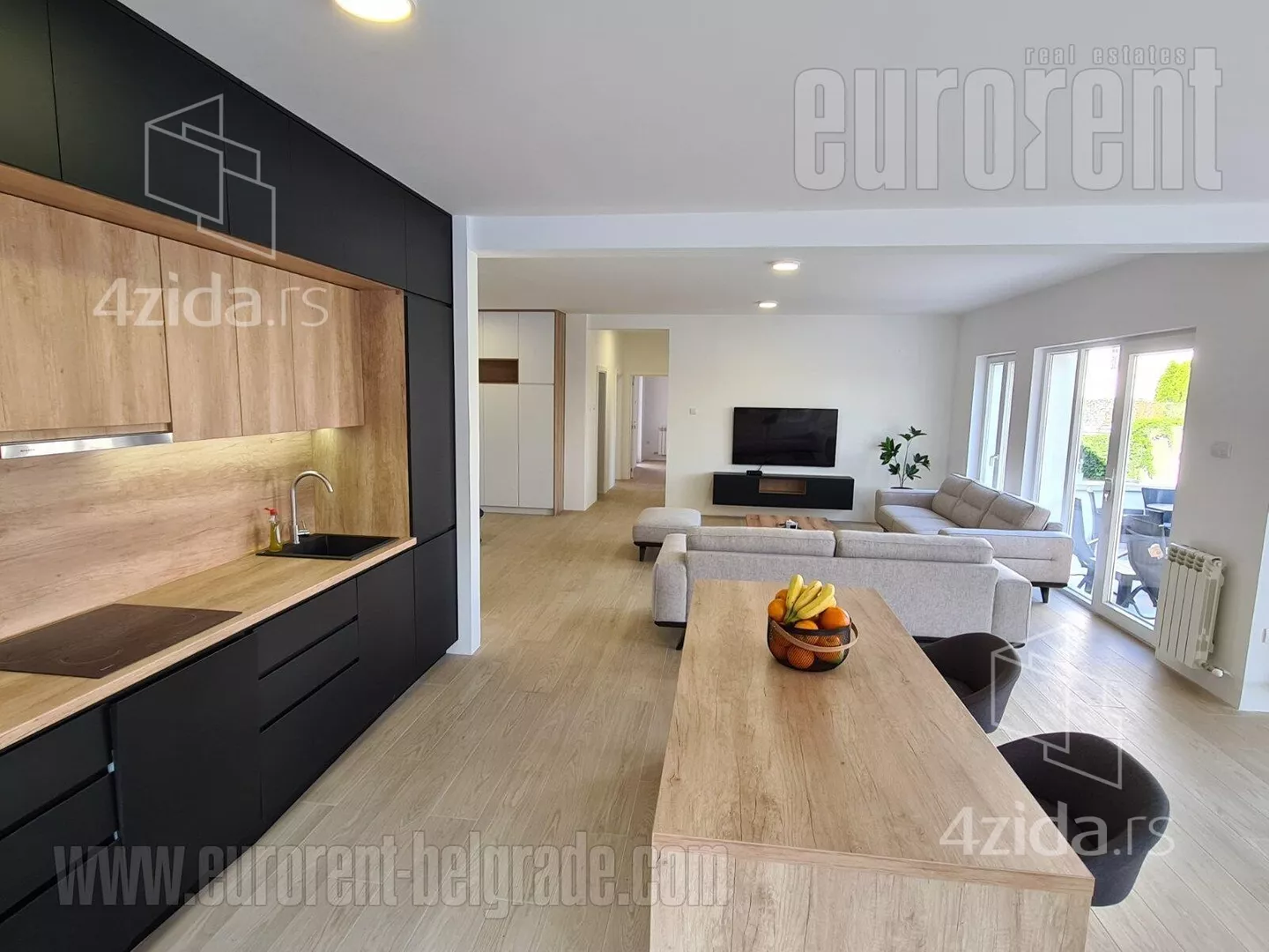 Šestosoban stan | 4zida