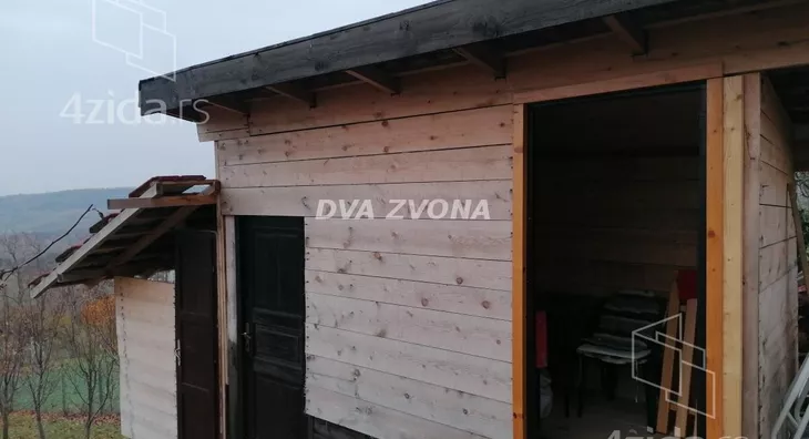 Plac | 4zida