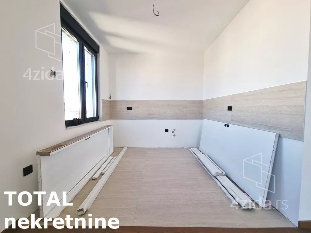 Četvoroiposoban stan | 4zida