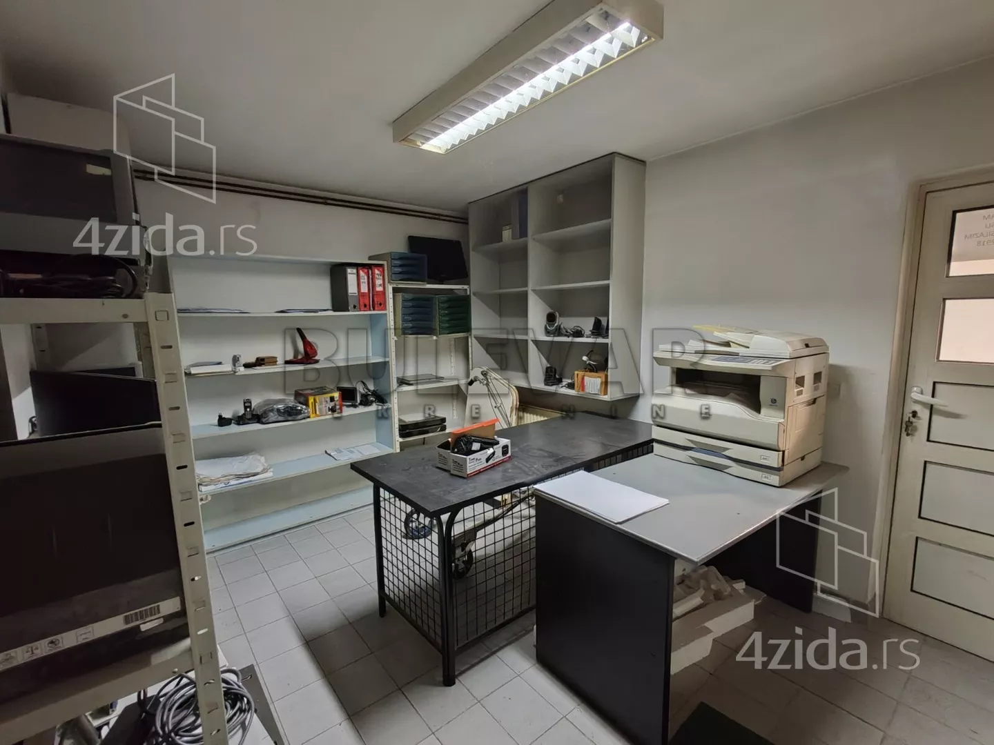 Lokal | 4zida