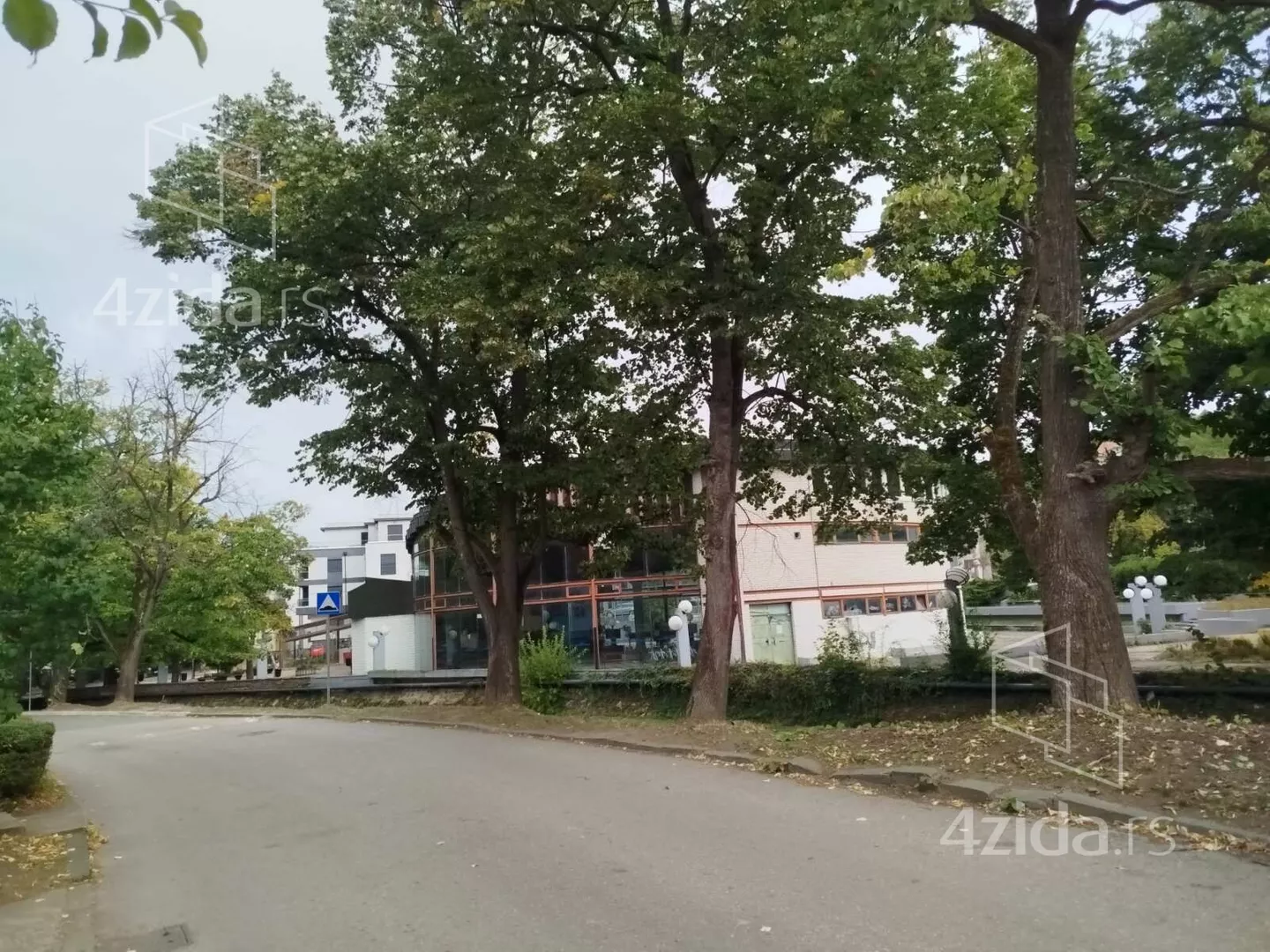 Garsonjera | 4zida