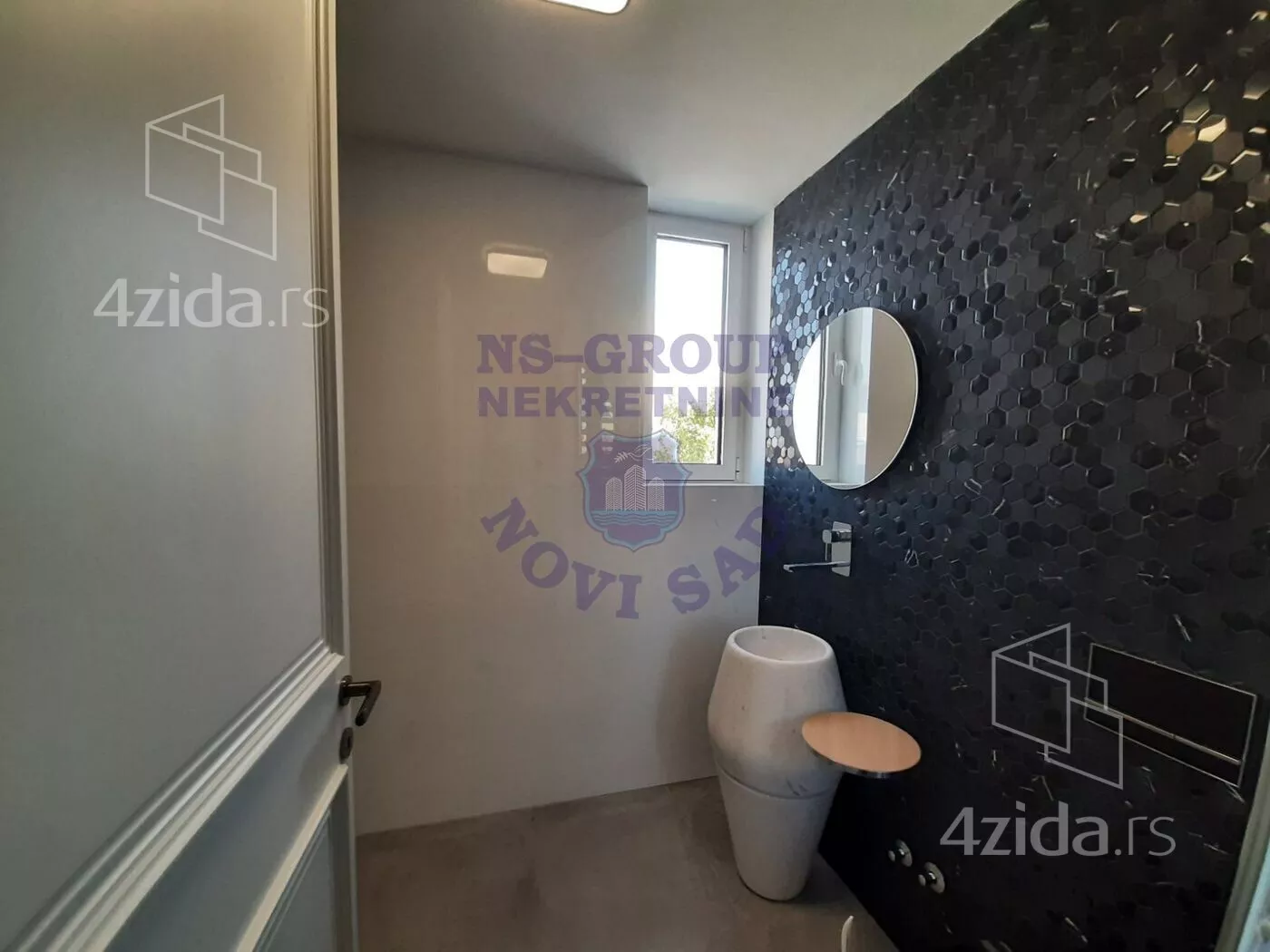 Petosoban stan | 4zida