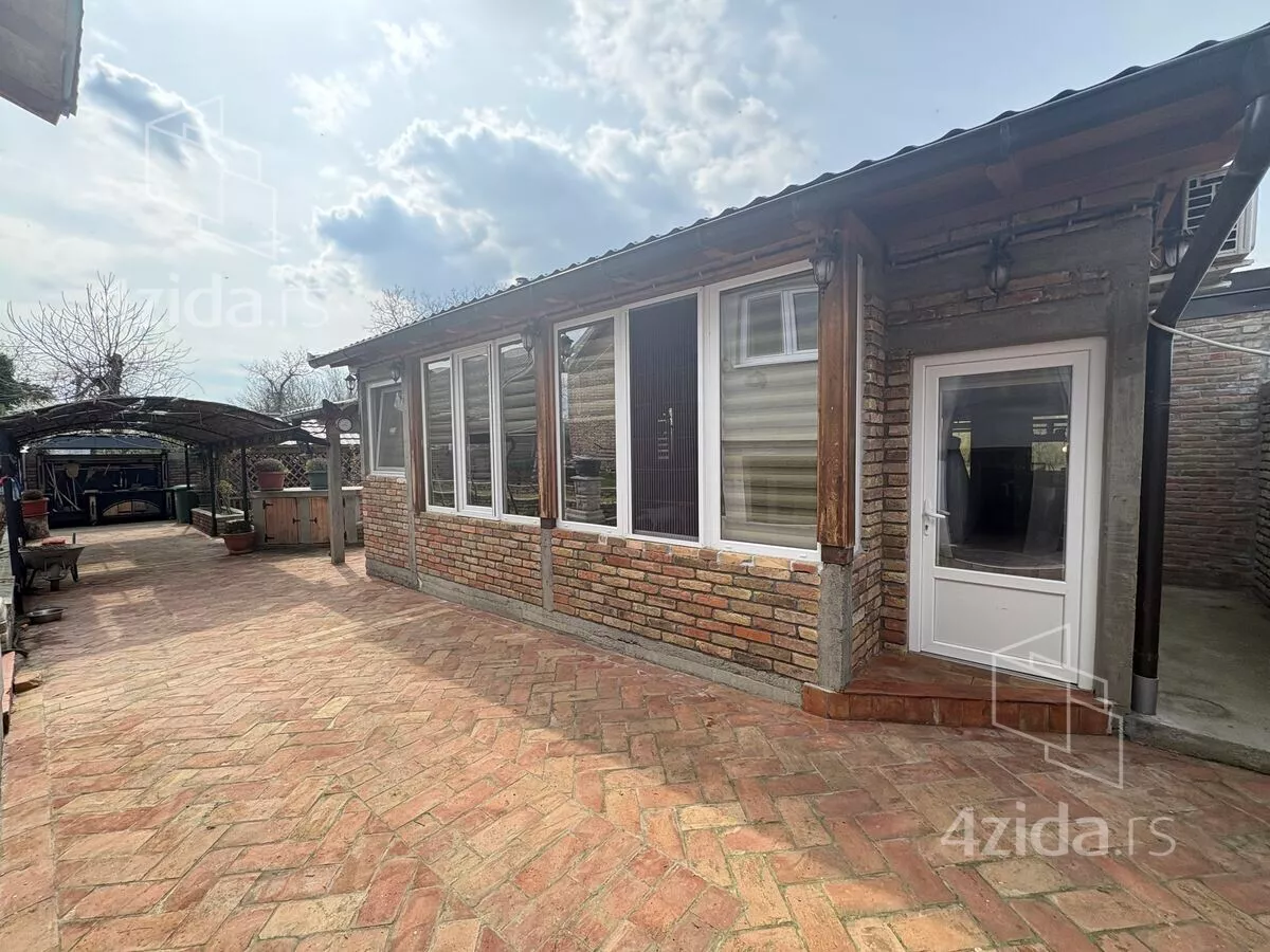 3-etažna kuća | 4zida