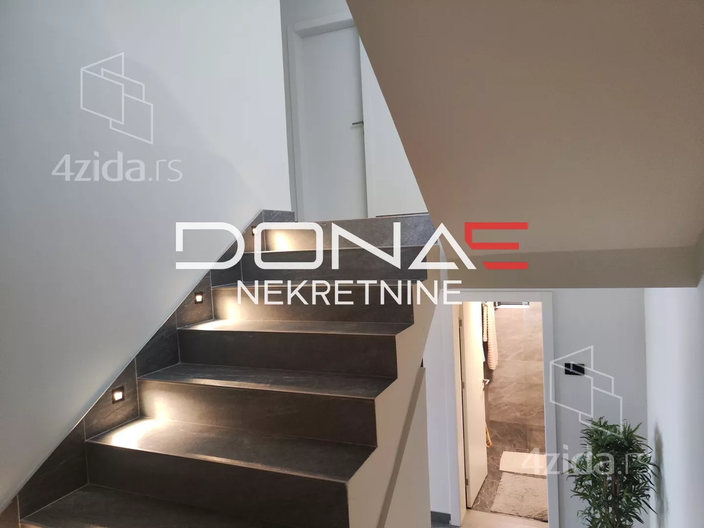 3-etažna kuća | 4zida