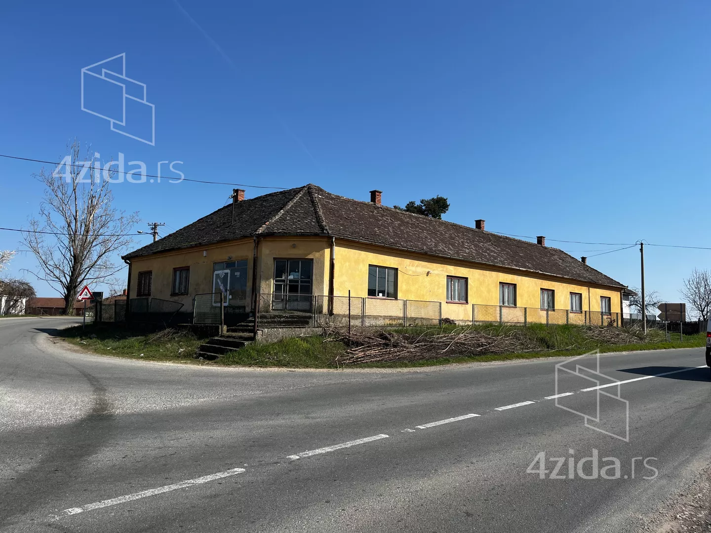 Poslovni prostor | 4zida