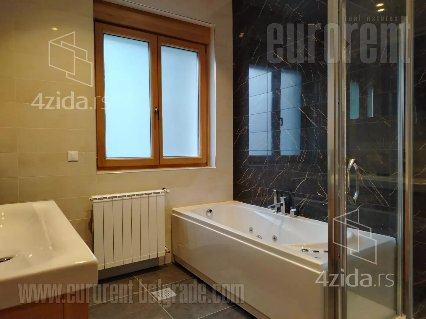 Petosoban stan | 4zida