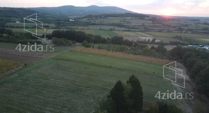 Građevinsko zemljište | 4zida