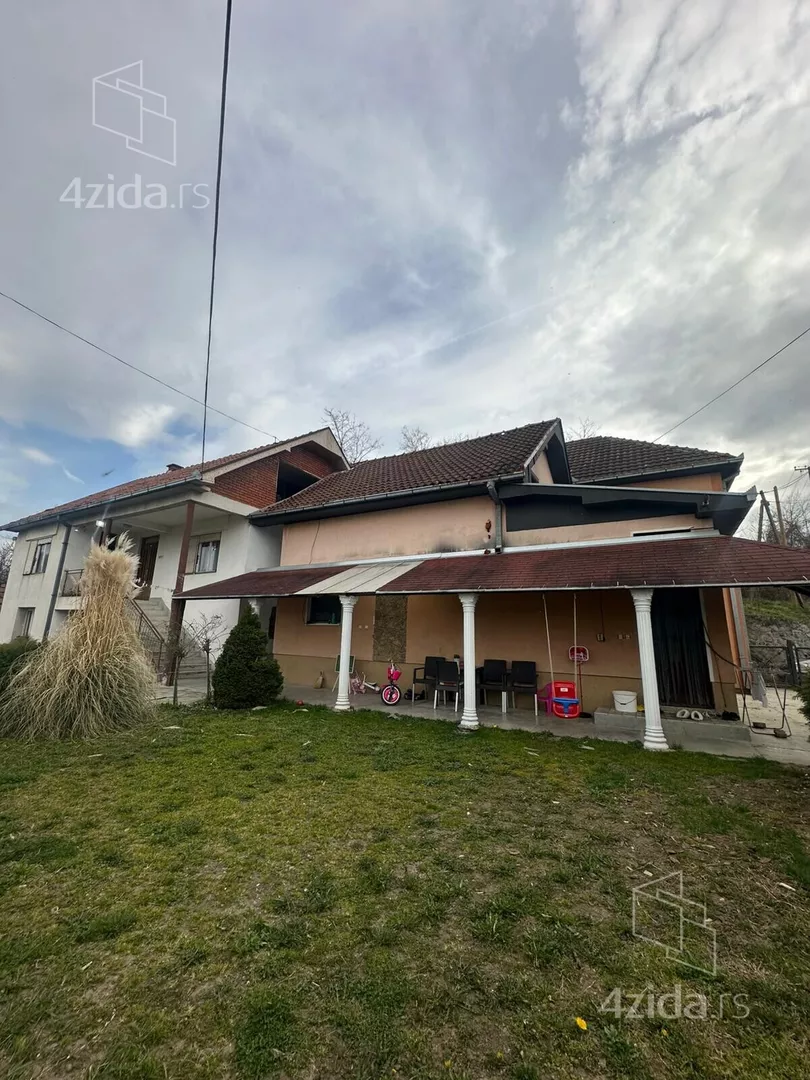 3-etažna kuća | 4zida