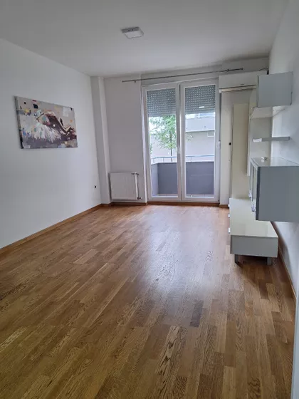 Branka Bajića 9 | 4zida.rs
