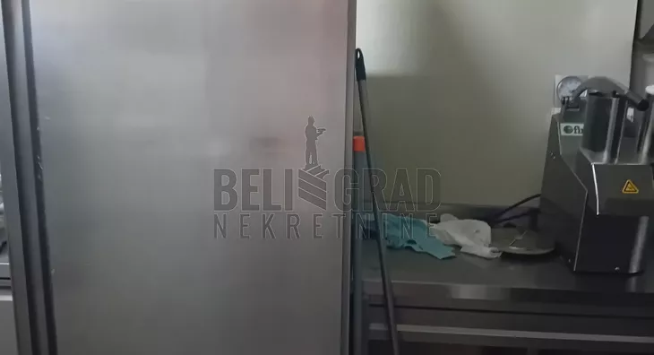 Lokal | 4zida