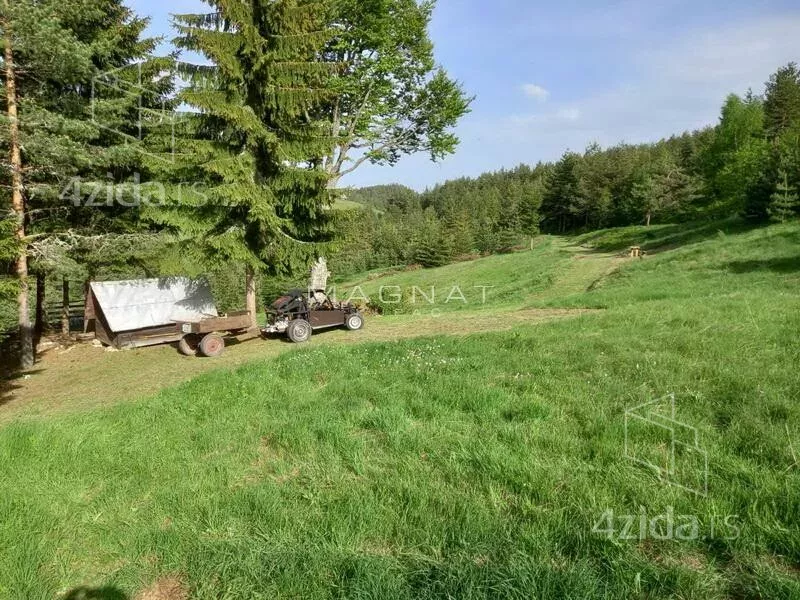 Građevinsko zemljište | 4zida