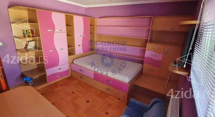 Šestosoban stan | 4zida