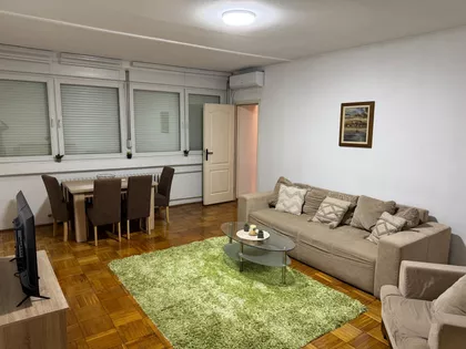 Ustanička | 4zida.rs