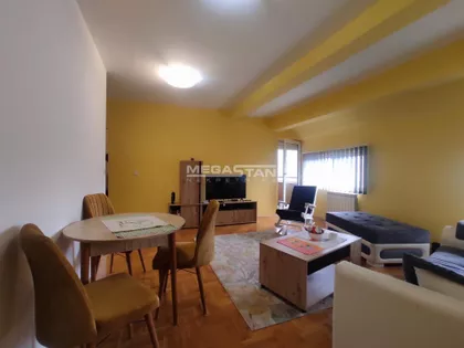 Miljana Miljanića | 4zida.rs