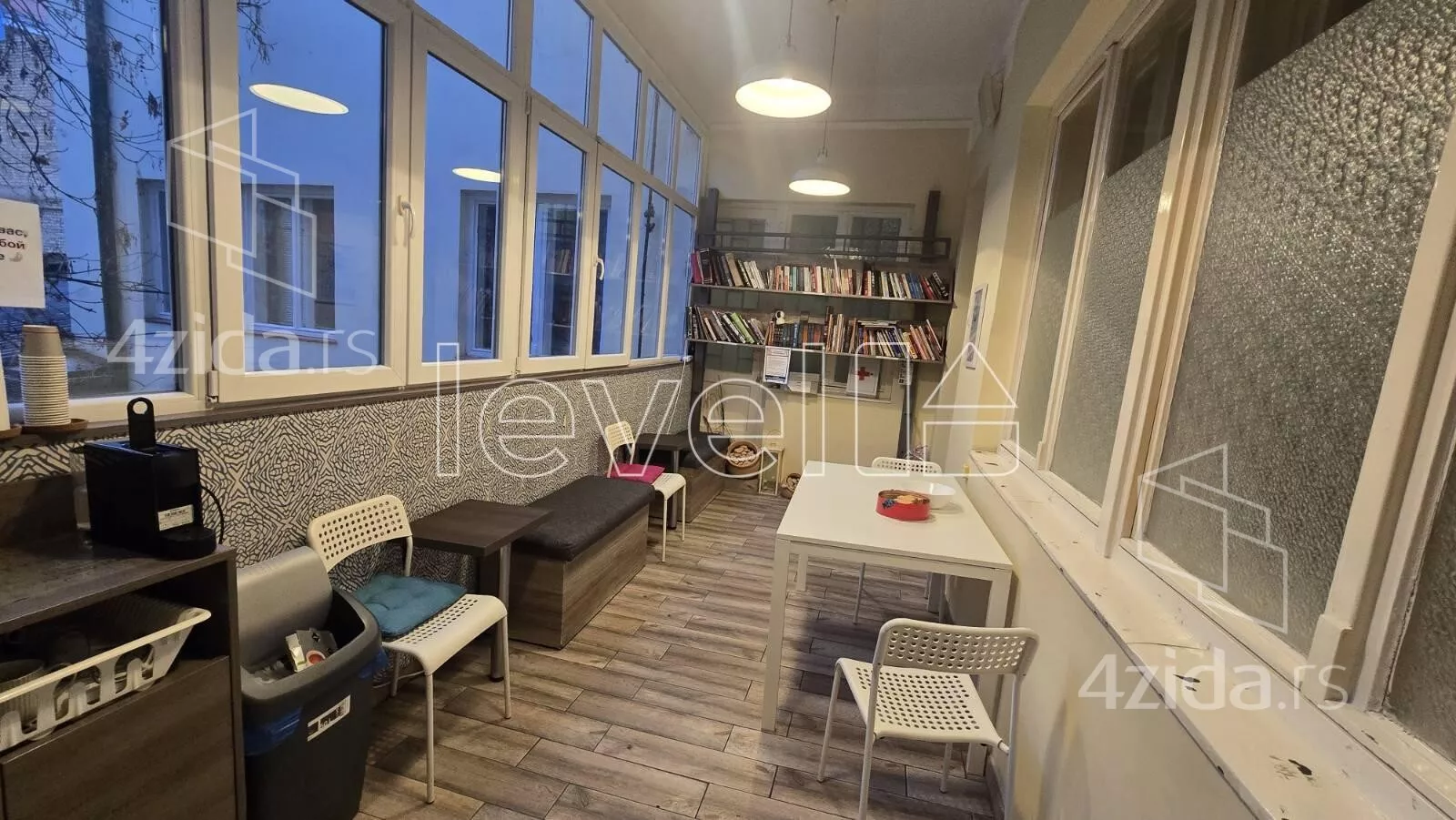 Petosoban stan | 4zida