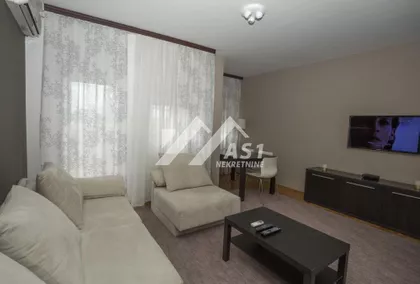 Polgar Andraša | 4zida.rs