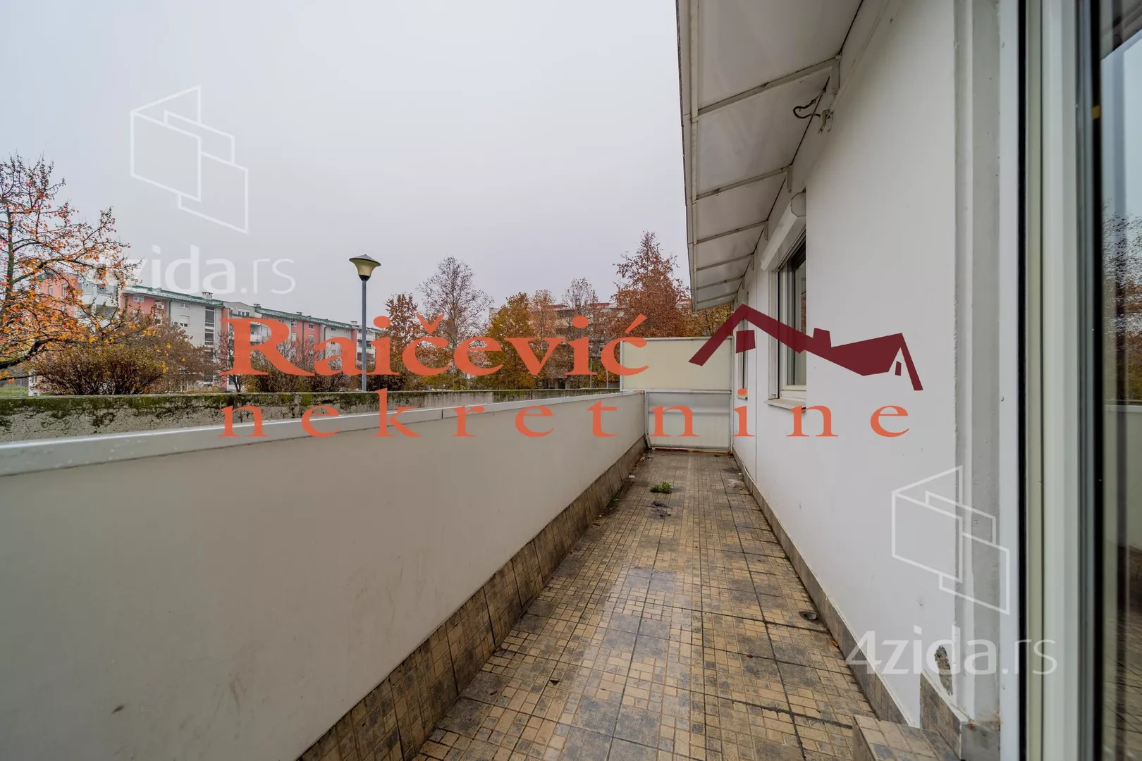 Petosoban stan | 4zida