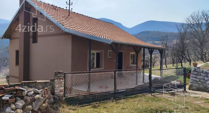 2-etažna kuća | 4zida