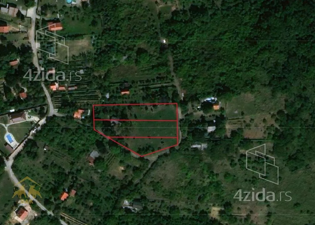 Plac | 4zida