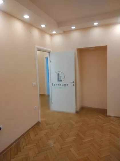 Cetinjska | 4zida.rs