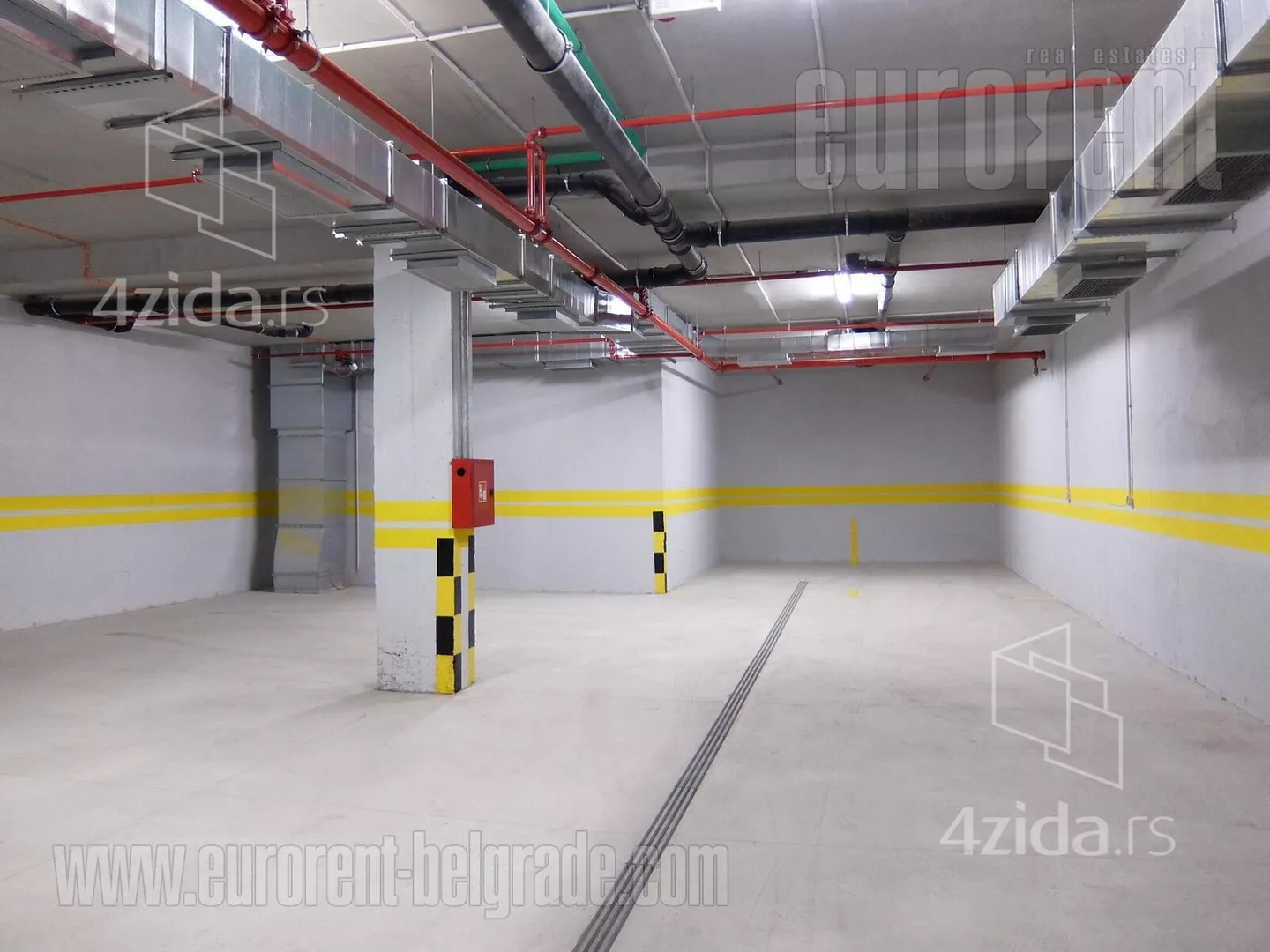 Poslovni prostor | 4zida