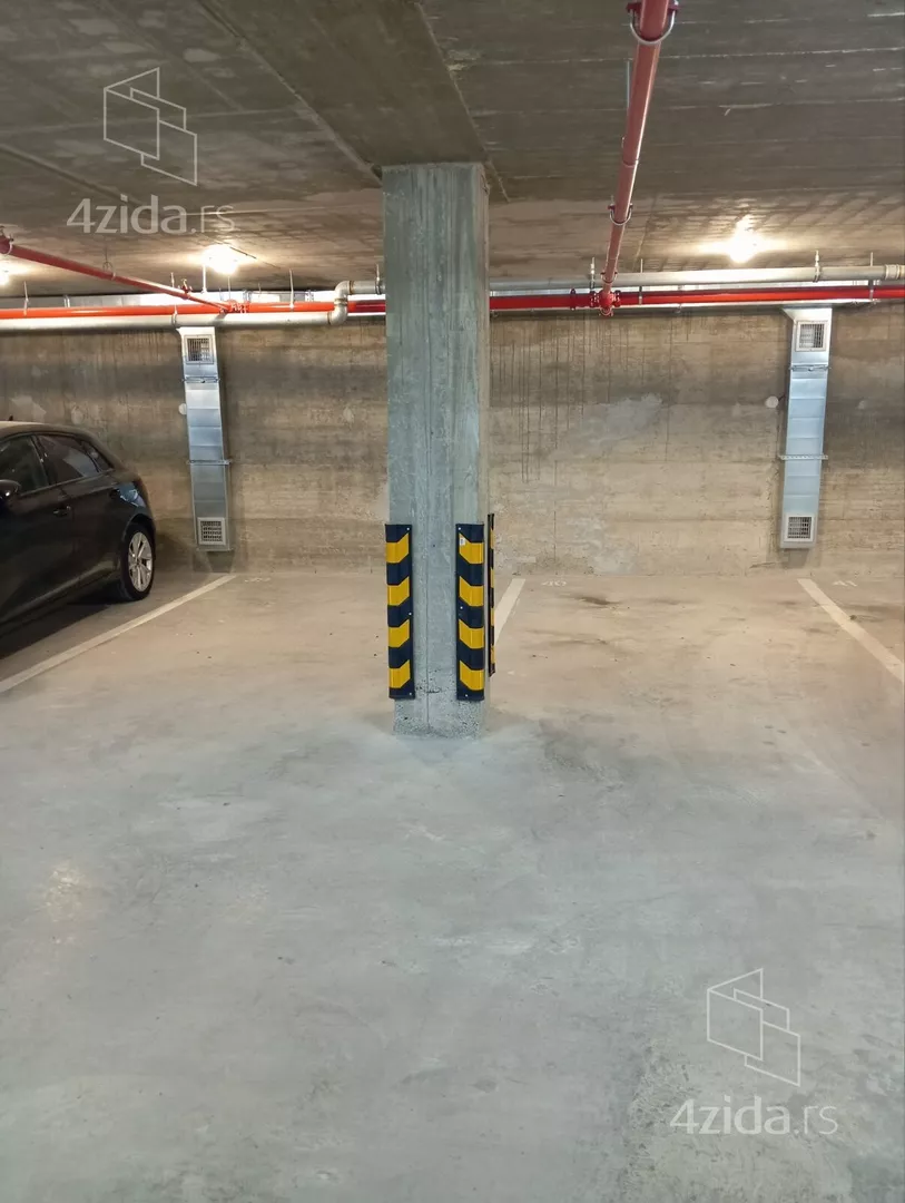 Garaža | 4zida