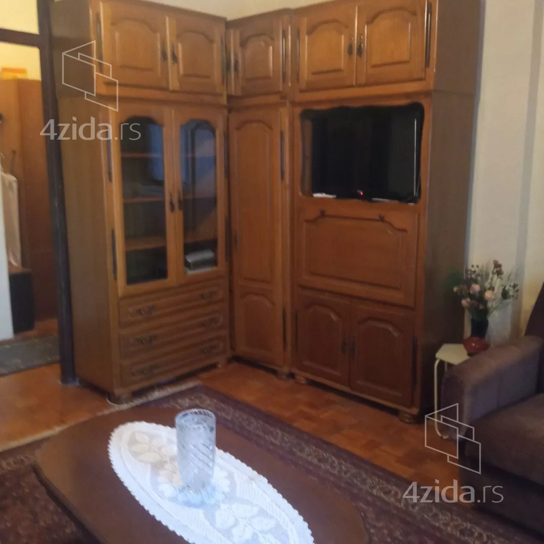 Garsonjera | 4zida