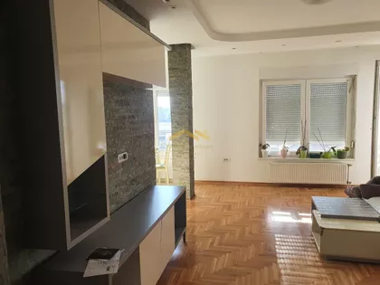 Banatić | 4zida.rs