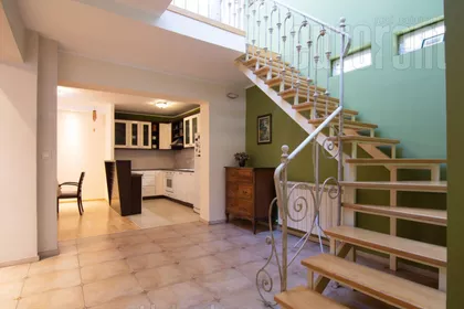 BEŽANIJSKA KOSA 1 | 4zida.rs