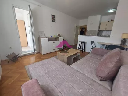 Porečka | 4zida.rs