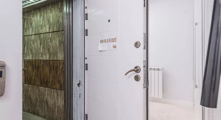 Šestosoban stan | 4zida