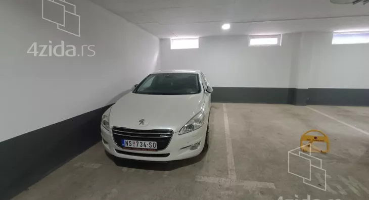 Garaža | 4zida