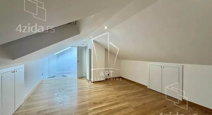 5-etažna kuća | 4zida