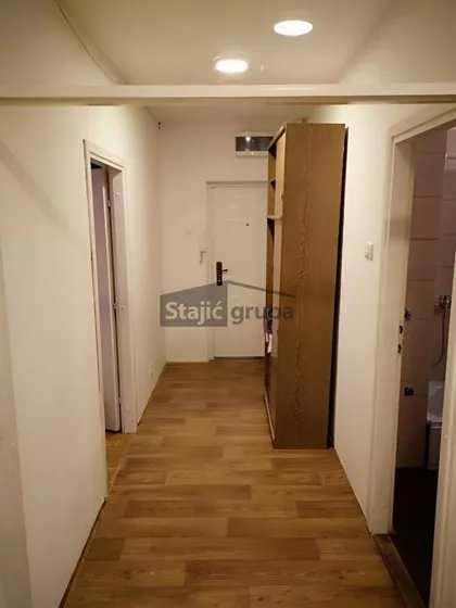 Prvomajska | 4zida.rs