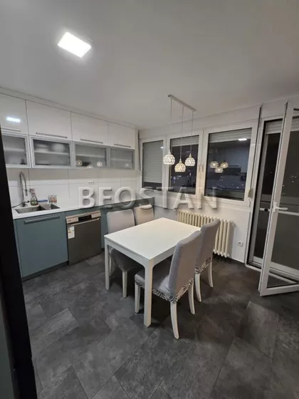 Jurija Gagarina | 4zida.rs