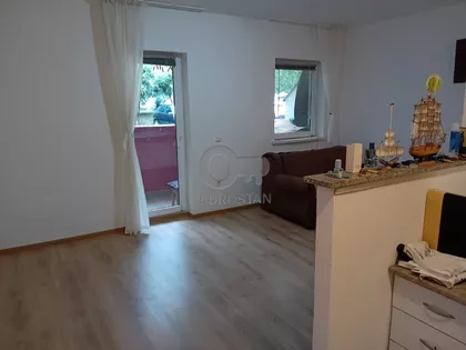 Rasinska | 4zida.rs