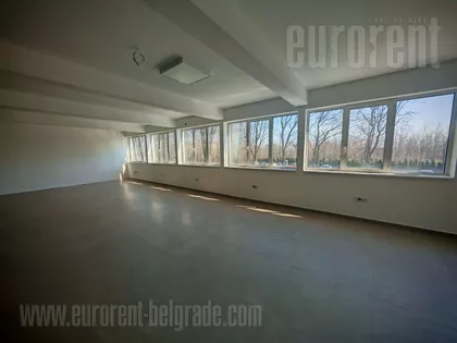 ZEMUN POLJE | 4zida.rs