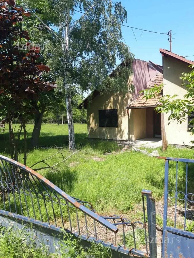 Plac | 4zida