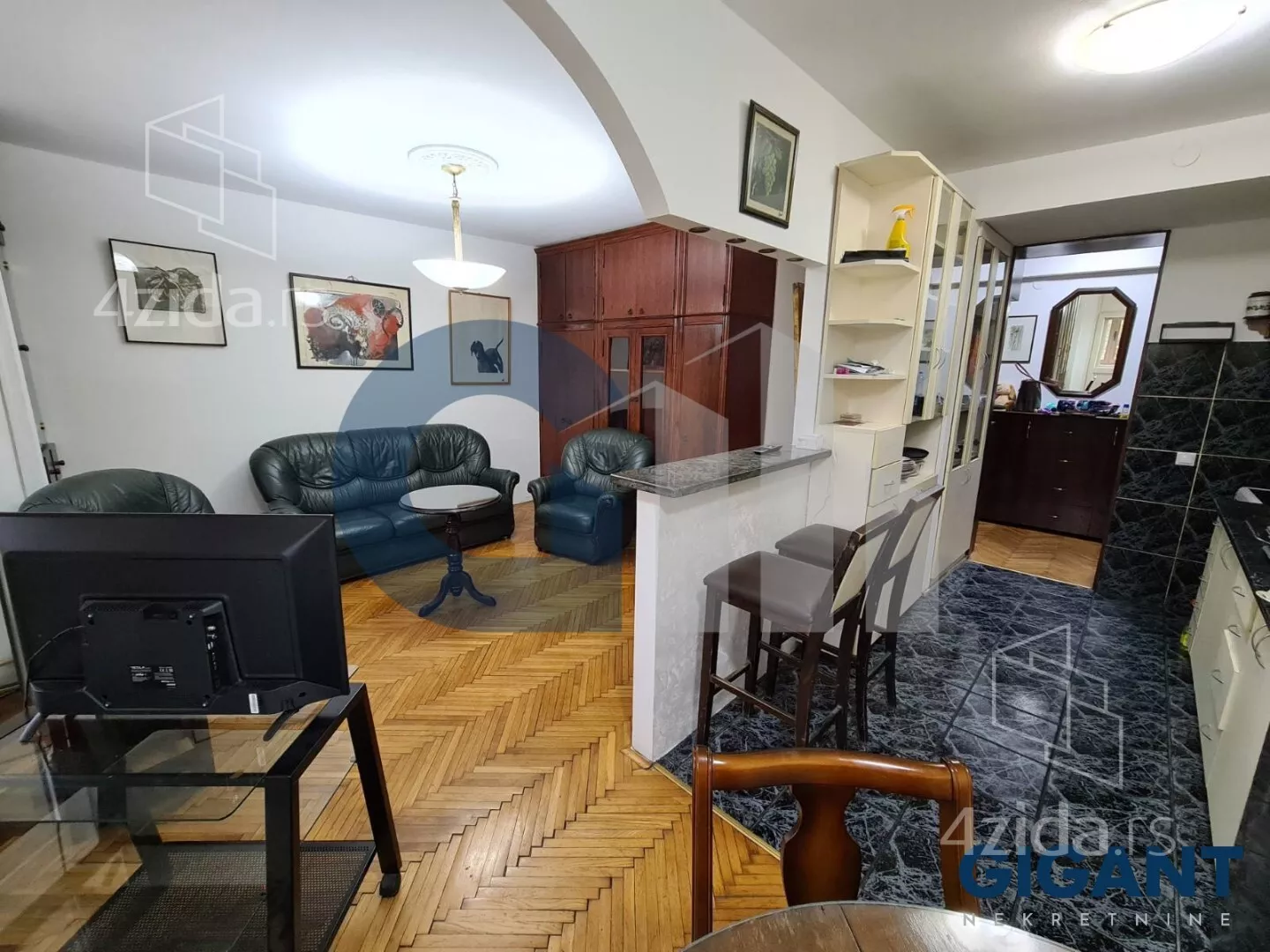 Troiposoban stan | 4zida