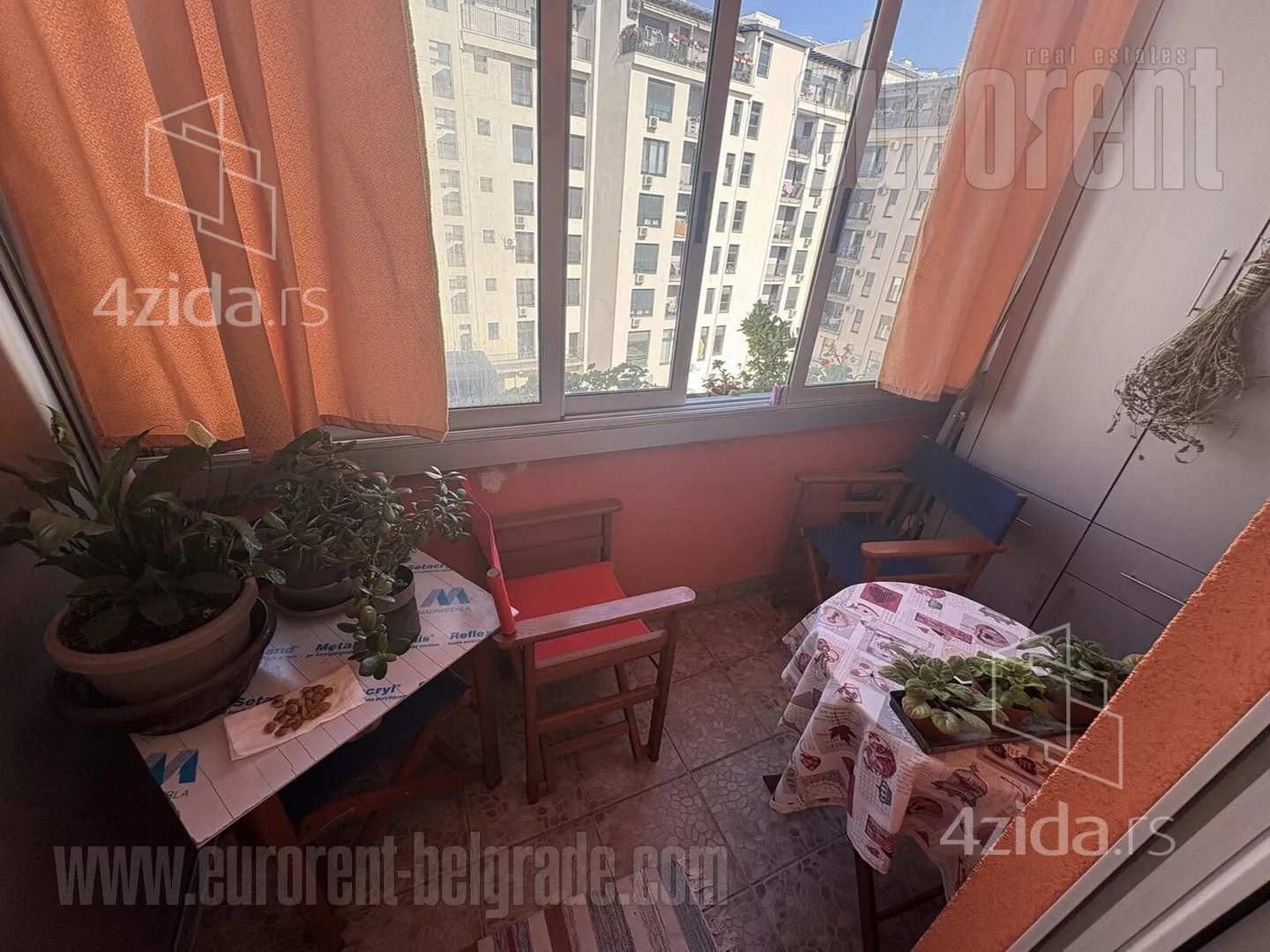 Garsonjera | 4zida