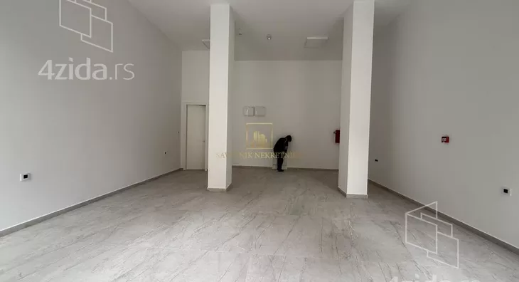 Poslovni prostor | 4zida