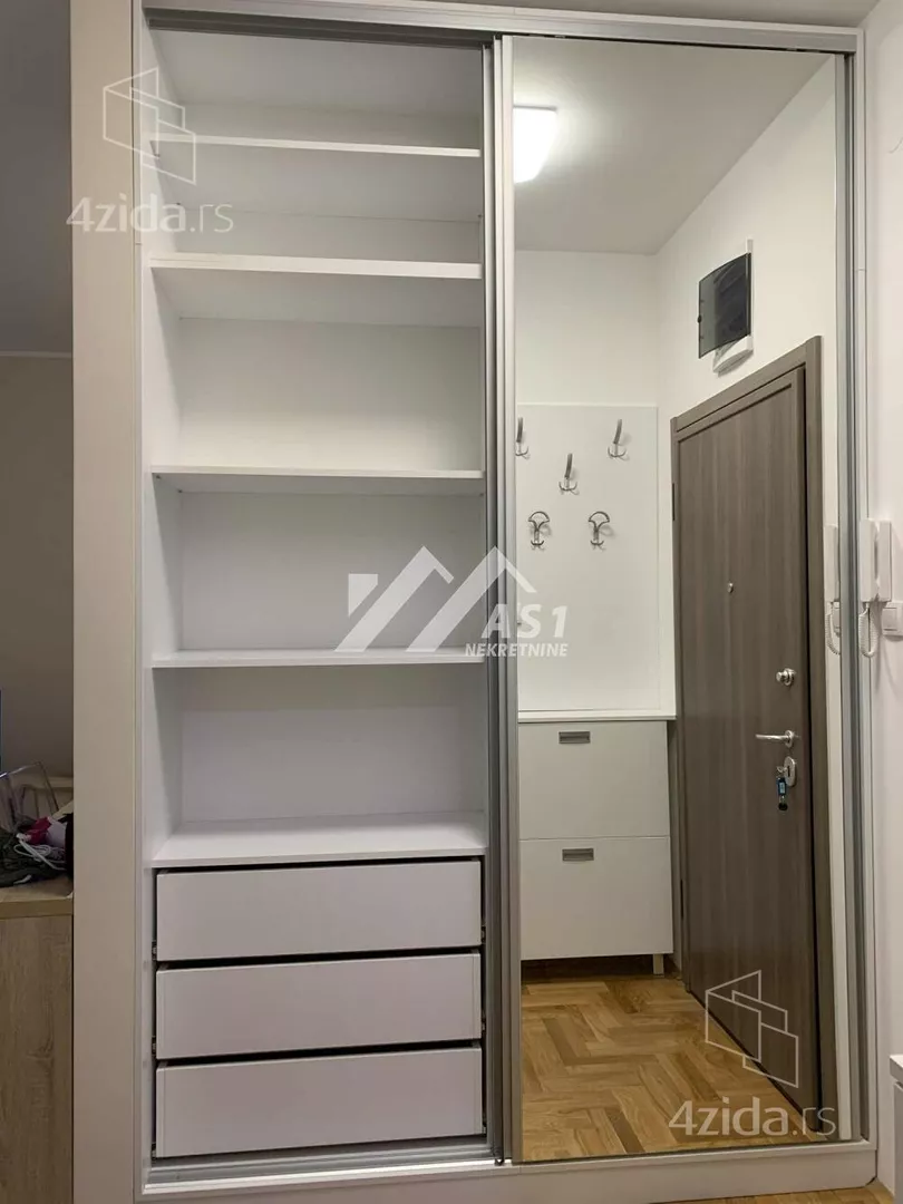 Garsonjera | 4zida