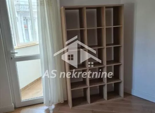 Kancelarija | 4zida