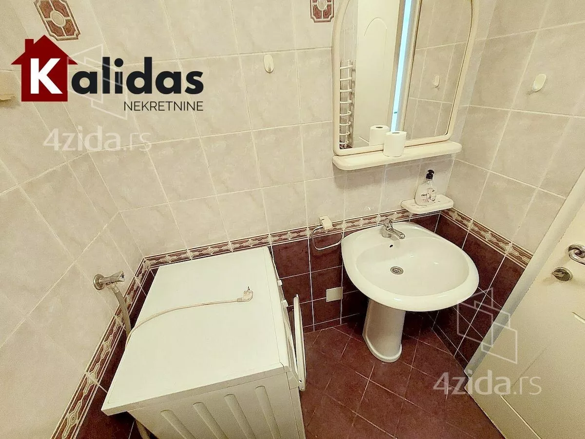 Garsonjera | 4zida